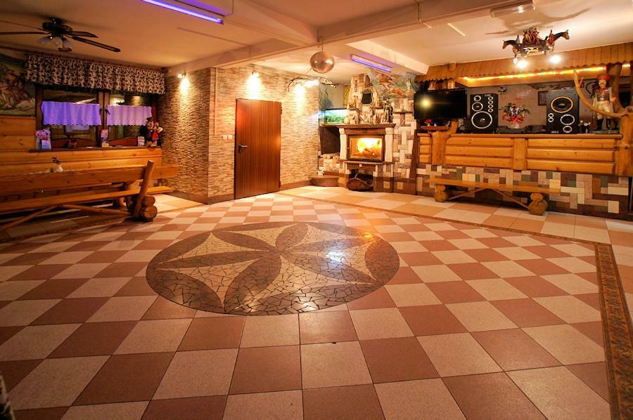 "Harnas" Zab-Bustryk Hotel Exterior photo
